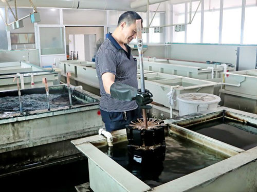 精密機械加工（gōng）陽極氧化